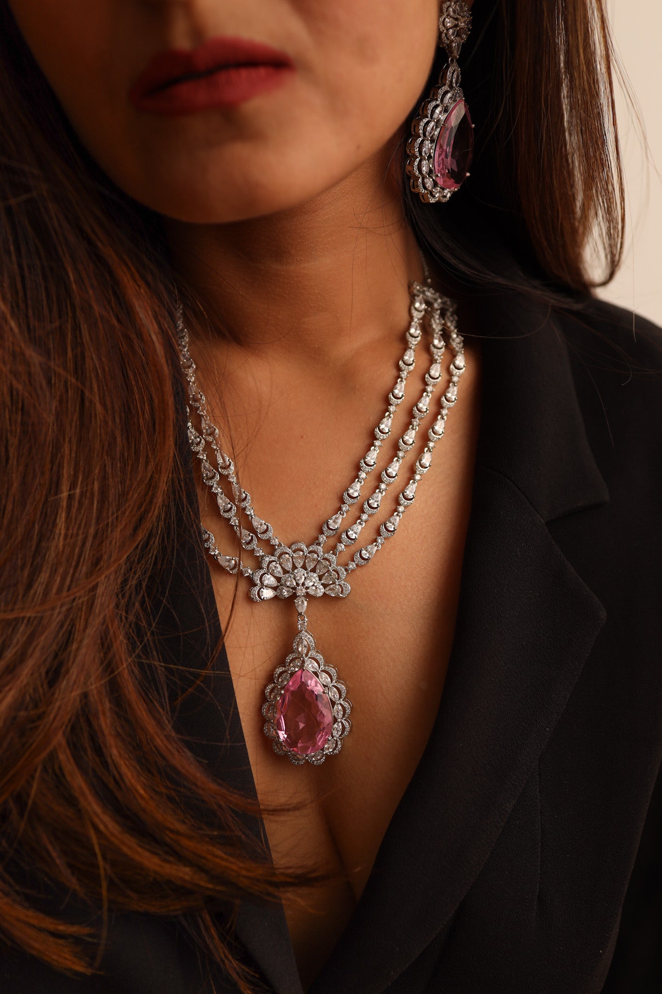 REGAL ROSE NECKLACE SET