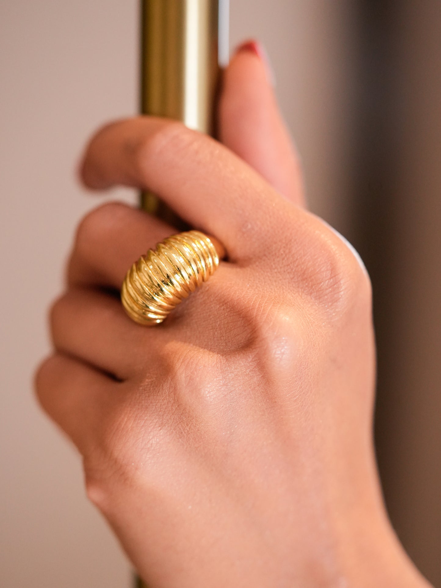 BOLD GOLD RING