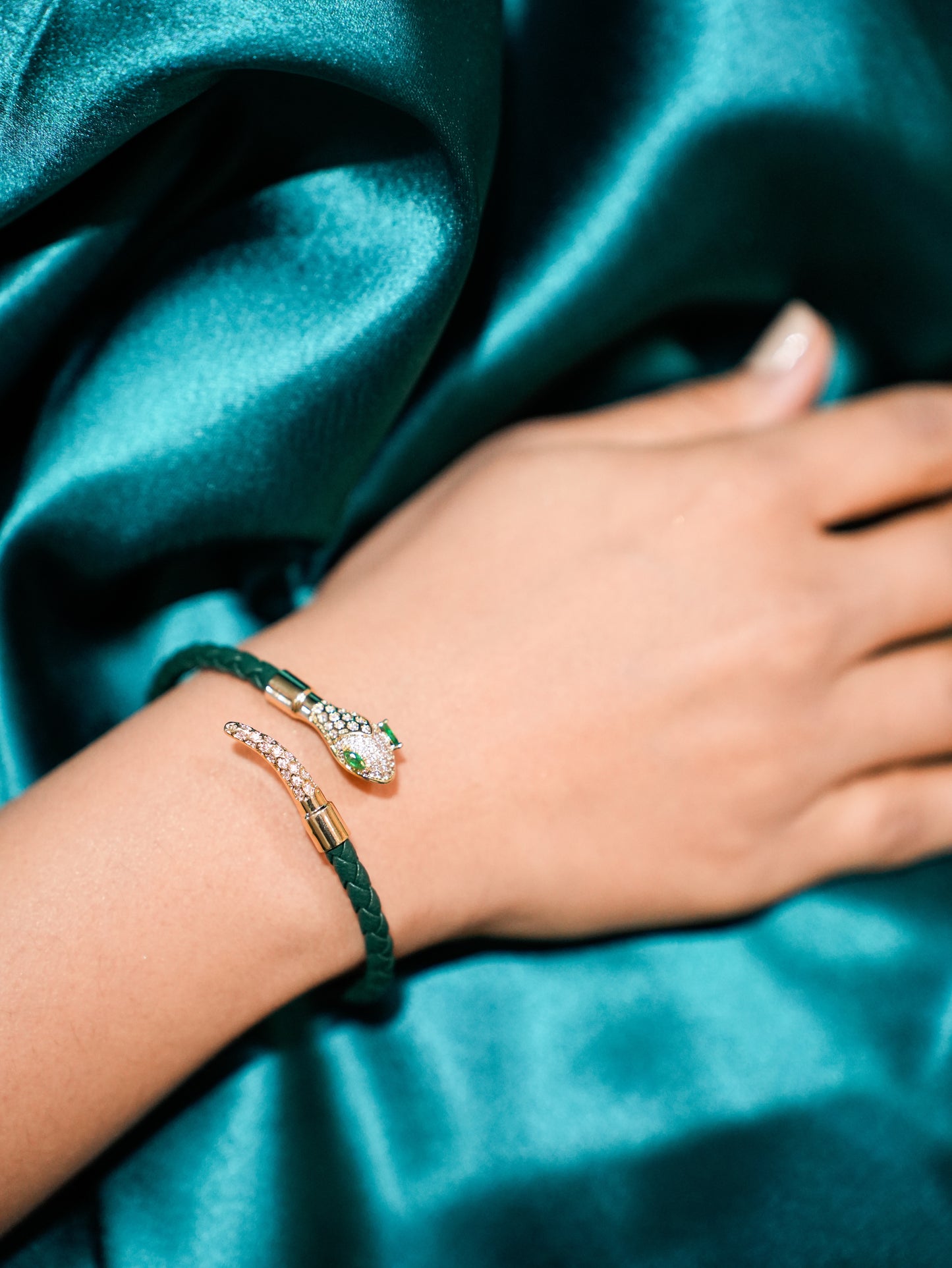 EMERALD SERPENT LEATHER BAND