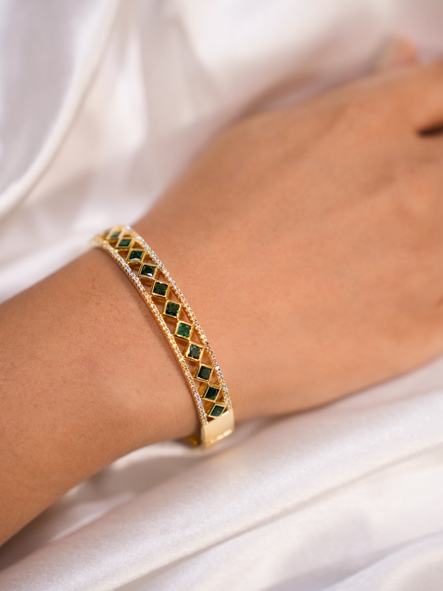 EMERALD SQAURE BRACELET