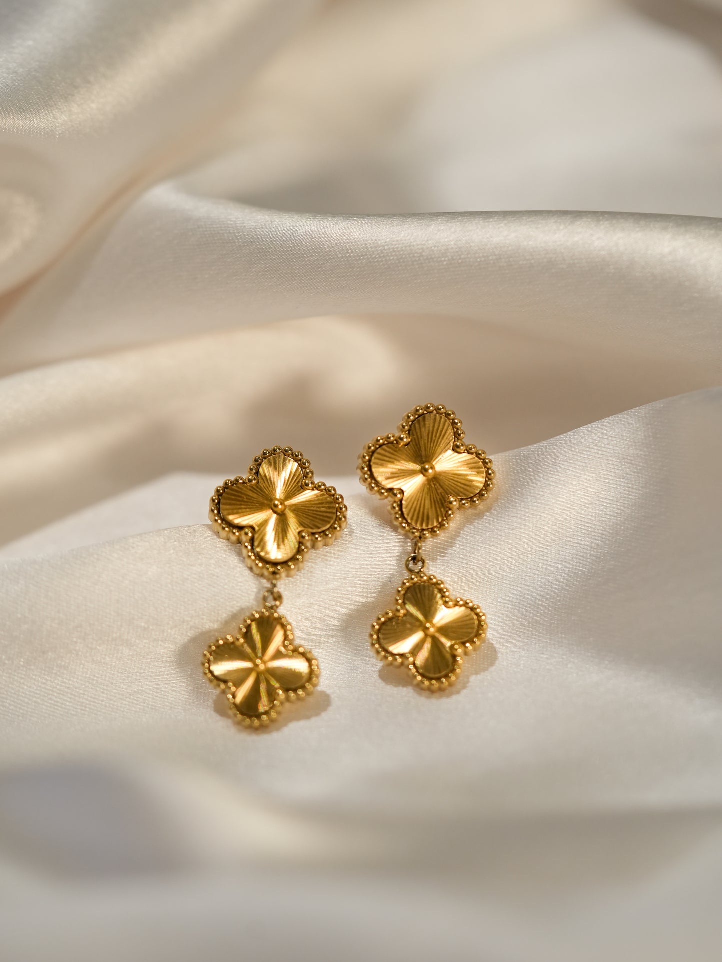 GOLD CLOVE EARRINGS