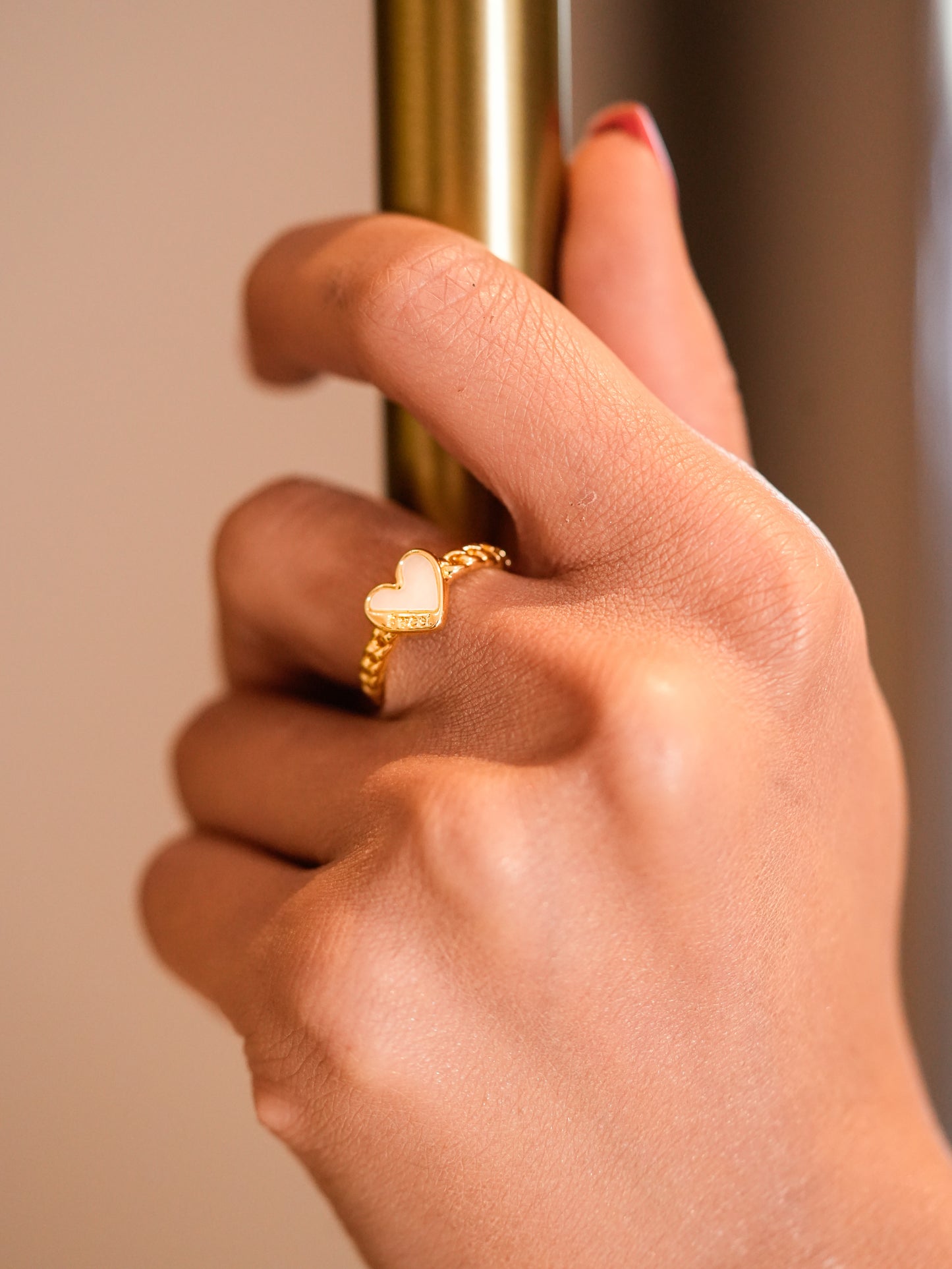 GOLD MOTHER OF PEARL HEART ADJUSTABLE RING