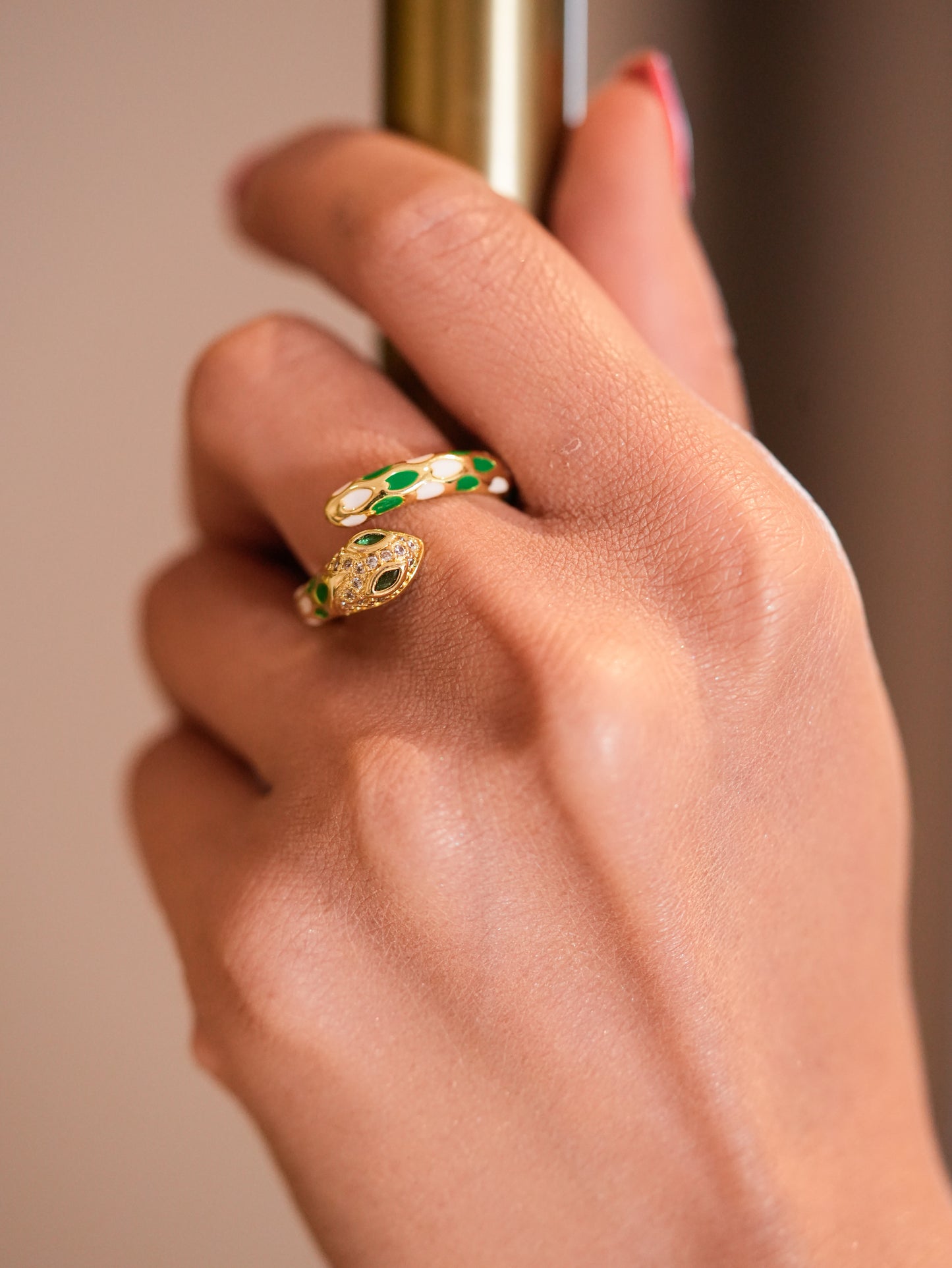 GREEN & WHITE ADJUSTABLE SERPENT RING
