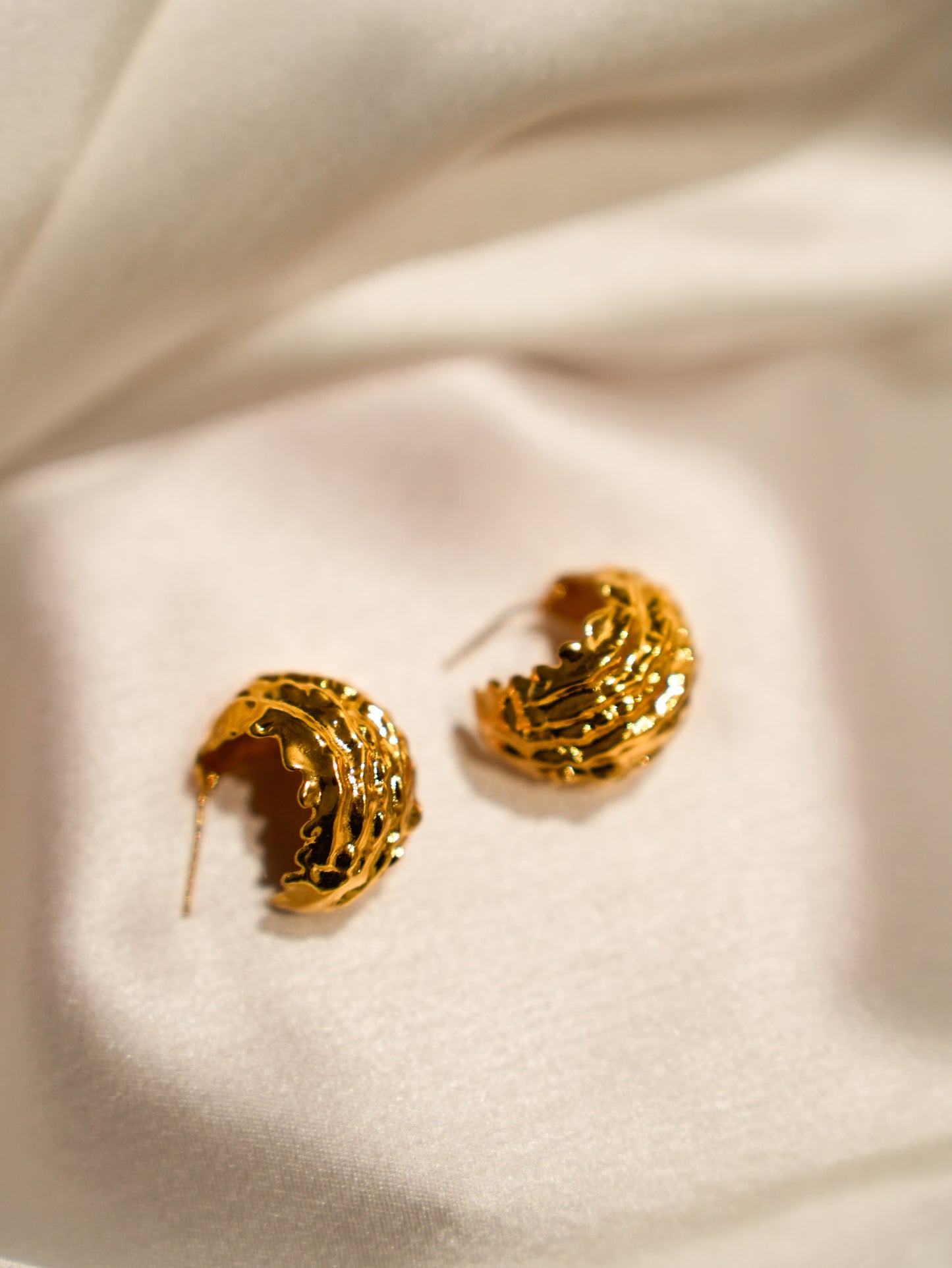 GREK GOLD HOOPS