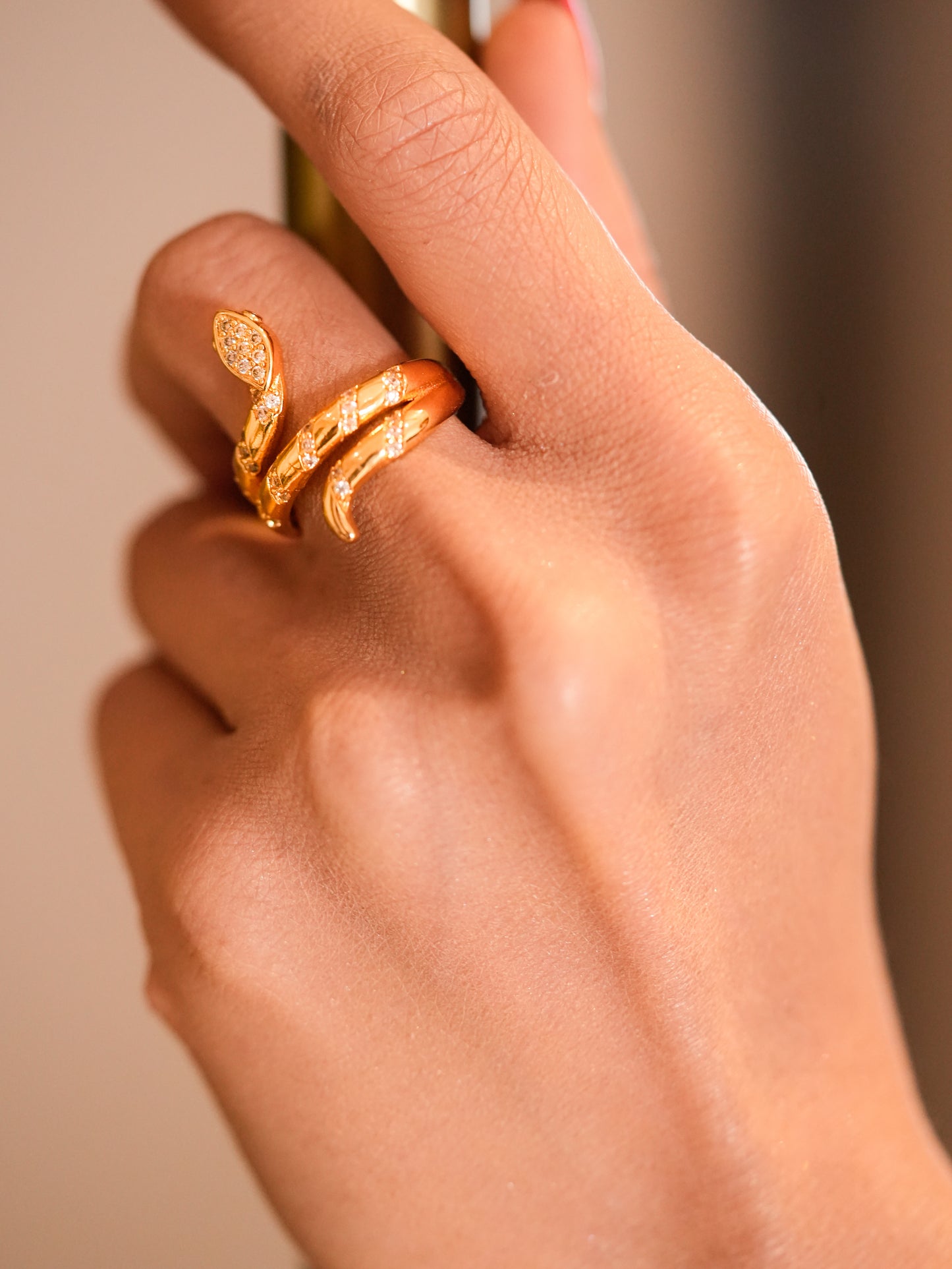 SERPENT GOLD RING