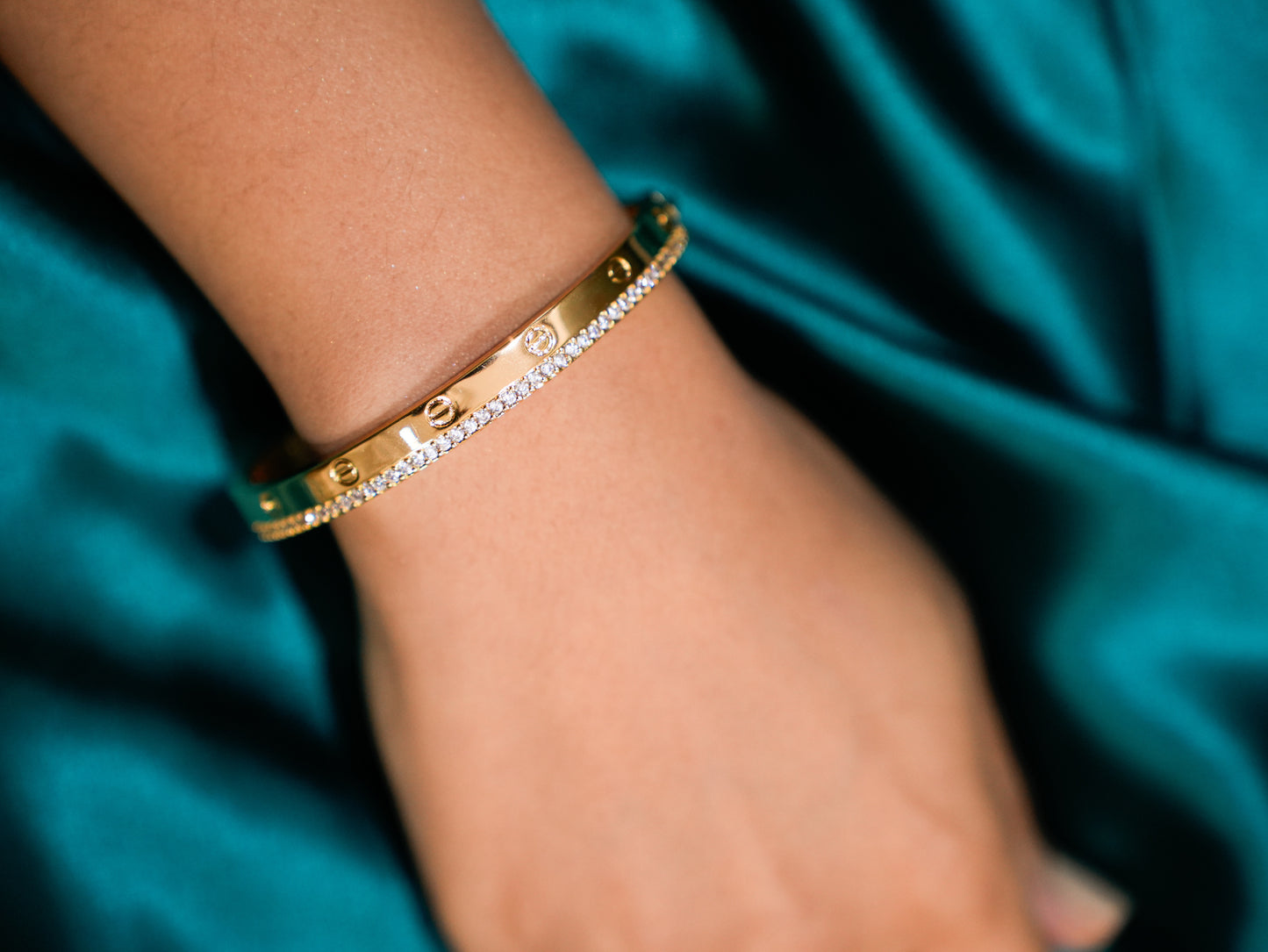 STATEMENT GOLD DIAMOND BRACELET