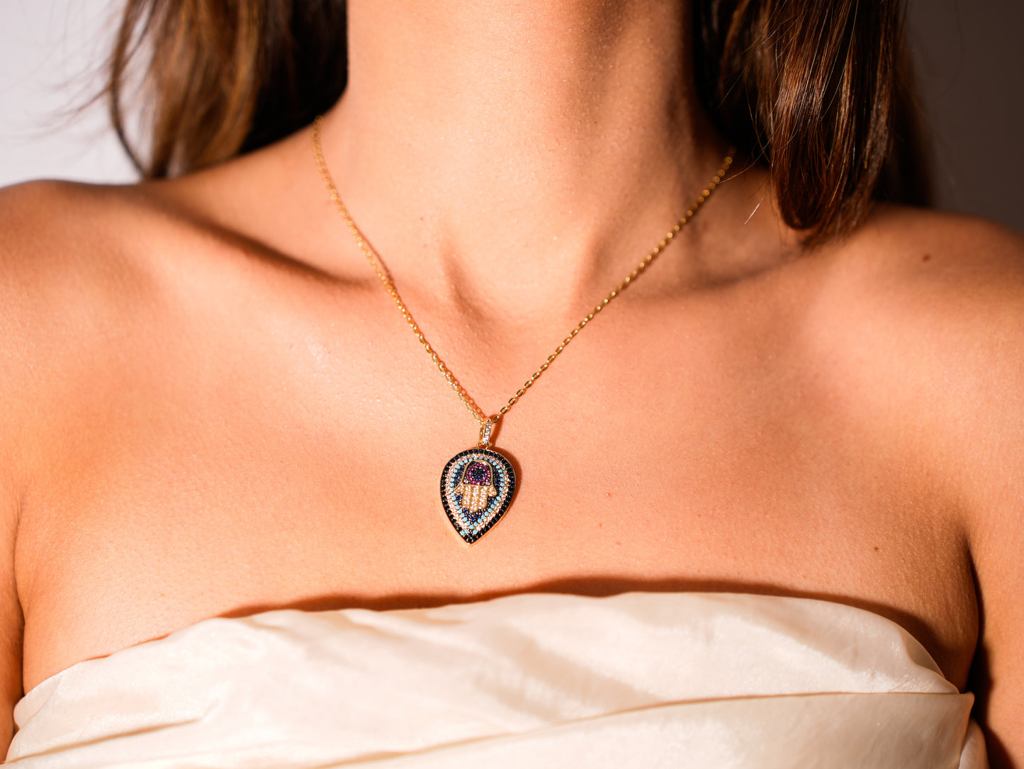 HAMZA CHARM NECKLACE
