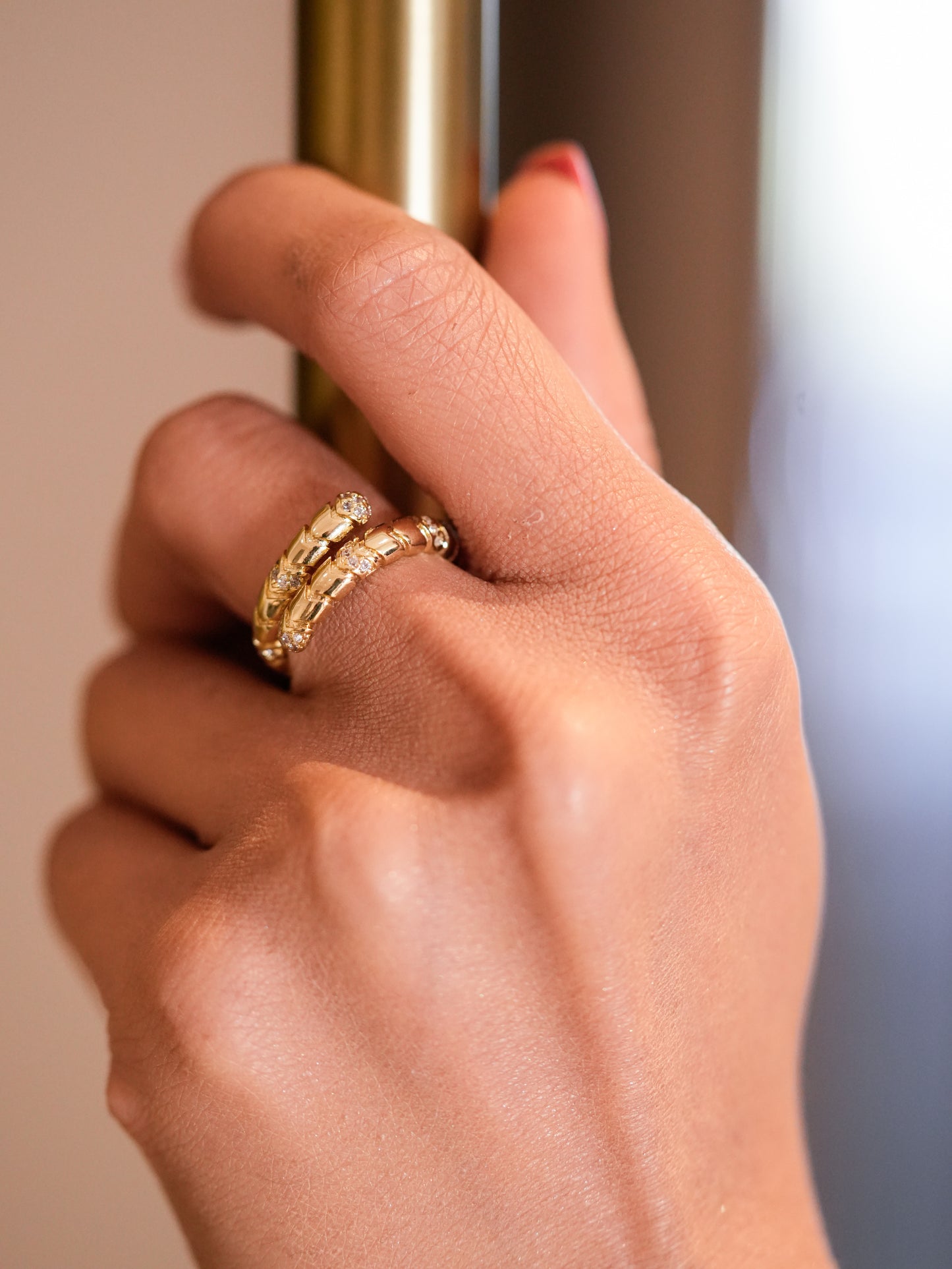 STATEMENT GOLD RING